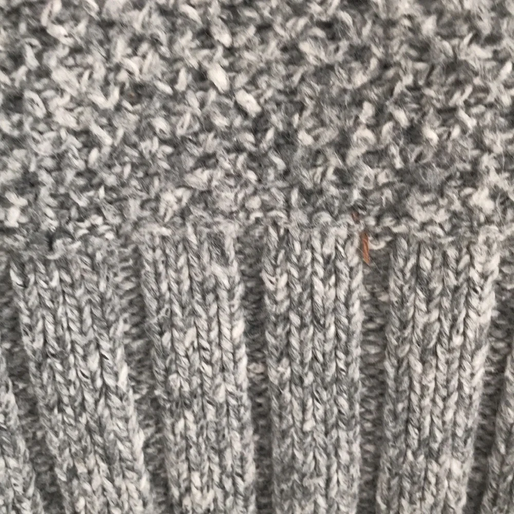 DKNY | Women’s cotton blend shawl collar sweater. Light gray, size L - Picture 4 of 7